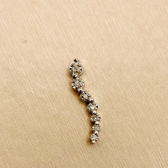 EUC Sterling Silver Journey Diamond Pendant - Picture 10 of 15